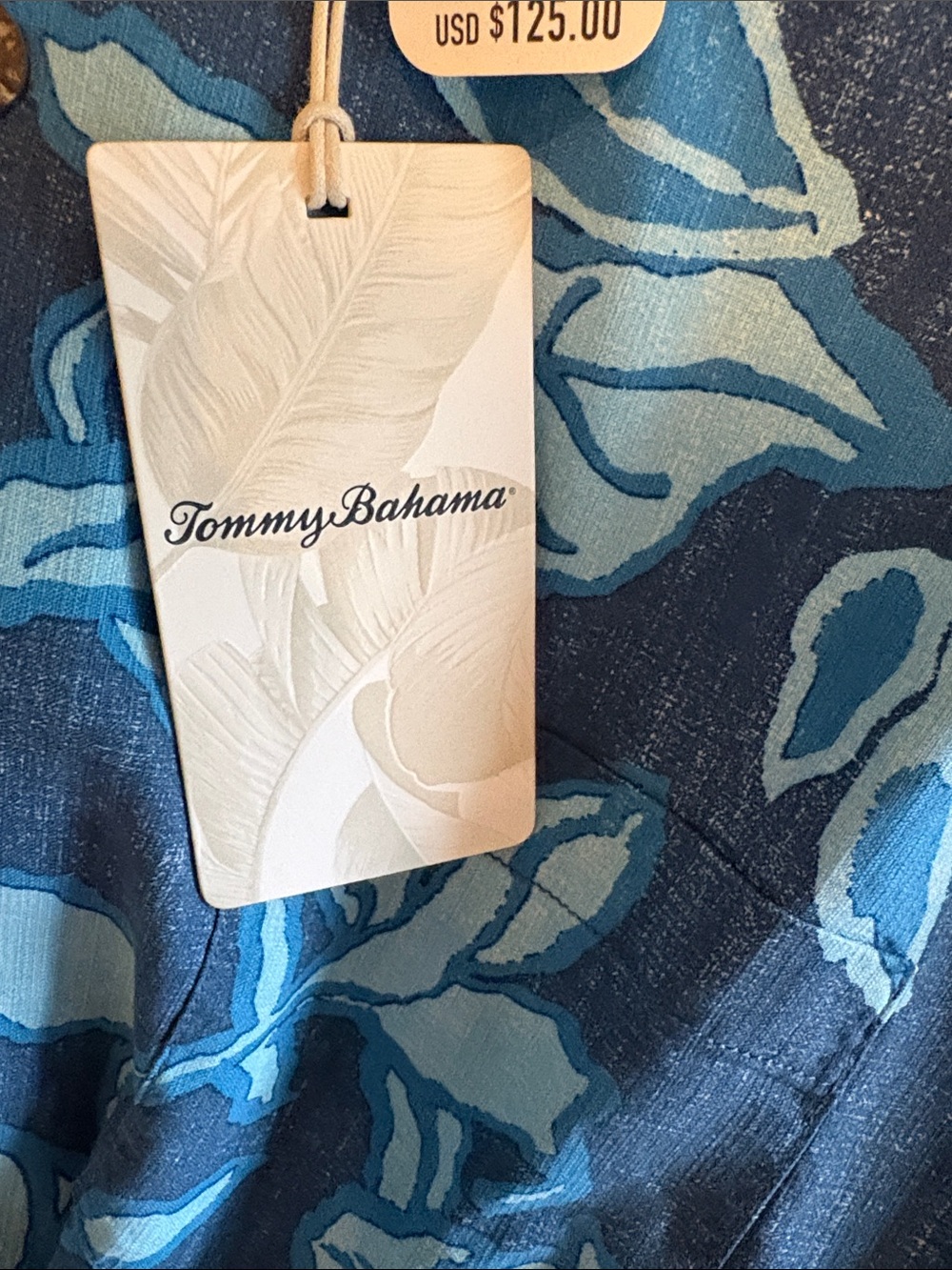 Men's Tommy Babama Hawaiian Shirts- NWT - Picture 2 of 5